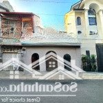 Bán nhà mặt tiền số: 21 hoa đào, phường 2, quận phú nhuận. ngang 8m - 3 tầng. ngay phan xích long
