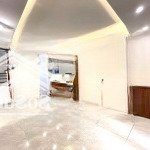 Siêu phẩm dân xây-nhà mới tinh-5 tầng đỉnh chóp-full nội thất sịn- 40m2 x 5tầng x 5,8tỷ