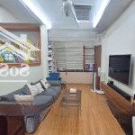 Bán nhà riêng tại phố hoa lư, 15.3 tỷ, 50m2, 10m ra mặt phố, ngõ thông ô tô kinh doanh