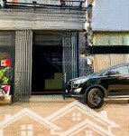 Sát mt tx 25 khu công viên 150ha- 3tầng 80 m2-4 pn-hẻm 8m, hơn 5 tỷ