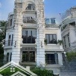 Bán biệt thự ciputra, âu cơ, nguyễn xuân khoát tây hồ dt305m 4t mt 17m _ giá 122 tỷ_ lh 0858112277