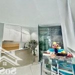 Bán nr 6pn, 4wc tại dương văn bé, 8,5 tỷ, 43m2, hai bà trưng, nhà mới koong, ô chờ thang máy.