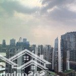 The crest 2pn 83m2 view sông sg và cầu ba son. giá bán 17,5 tỷ. đầy đủ nội thất