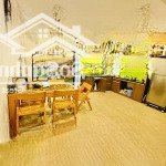 Bán gấp nhà ngay khách sạn đệ nhất, 4 tấm, 105m2 chỉ 9 tỷ. nhà mới đẹp trên con đường đáng sống