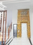 Nhà mới dân xây - thang máy - ô tô chạy qua nhà