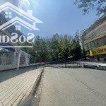 Mặt phố nguyễn thị định - bán nhà 6 tầng dt 50m2 giá 31 tỷ