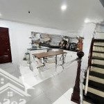 Cho thuê nhà riêng đường 6/3 yên thế, p2, quận tân bình