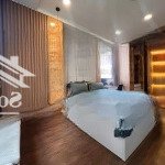 Cho thuê ở liền căn hộ saigon royal - quận 4 2pn - 88m2 giá siêu tốt chỉ 23 triệu/tháng