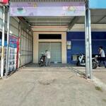 Nhà mặt tiền cmt8 kinh doanh tự do