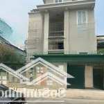 Chính chủ cần bán biệt thự 2 tầng 239m2( 12.6 x19m)đường phan thành ý ,p đa cao, q1 ,tp.hcm .142 tỷ