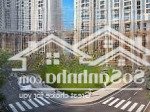 Do gia đình chuyển sang long biên. cần bán gấp căn 3 phòng ngủ 2vs giá tốt nhất, ban công view đẹp