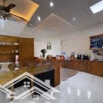 Bán nhà cổ nhuế 75m2, dân xây 4t, mt rộng, ngõ sạch bóng, giá đầu tư, giữ tiền, có thương lượng