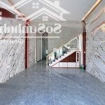 Cho thuê gấp nhà 1 trệt 1 lầu sân xe ôtô, mặt tiền kinh doanh đường phi trường gần ngã 3 bình ý