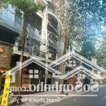 Cho thuê nhà mặt phố hoàng quốc việt - khu vực kinh doanh sầm uất -phù hợp mọi loại hình