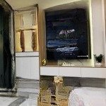 Tầm tiền 7 tỷ - 1 nhà ra phố - ô tô tải qua nhà - ngõ thông kinh doanh đỉnh - 5 tầng 4 ngủ xây mới.