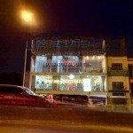 Mặt tiền kinh doanh 14x20m 1lững 2 lầu có thang máy hà huy giáp, ngay ngã tư ga, thạnh lộc, q12