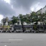 Cho thuê biệt thự hoàng ngân 337m2 đất, 137m2 xây, 3 tầng, 16m mặt tiền, vị trí đắc địa