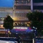 Cho thuê mặt bằng kinh doanh phố bạch mai. dt 65m2x 4 tầng. mt 4,5m kd mọi mô hình, đẹp nhất phố