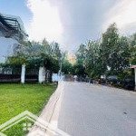 Hot! bán gấp lô đất compound nguyễn văn hưởng - thảo điền - q2. dt 320m2 (16x20m) giá chỉ 150tr/m2
