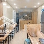 Mặt phố chùa láng 22 tỷ, 85m2 nhà 3 tầng, vỉa hè rộng ô tô tránh kinh doanh sầm uất nhất phố