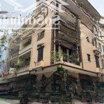 Bán nhà phố phạm tuấn tài - hoàng quốc việt, 2 ô tô tránh, ngõ thông, vỉa hè. dt 68m2 giá 16.8 tỷ