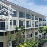 Cập nhật giỏ hàng tháng 3.2025. nhà phố senturia nsg giá tốt nhất: 6.350 tỷ. liên hệ: 0975734123