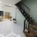 Cho thuê nhà mới xây 1036/52 cách mạng tháng tám, p. 5, tb - 1 lầu 2pn