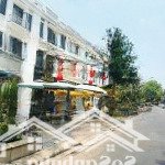 Bán căn shophouse - trung tâm thương mại vincom biên hoà