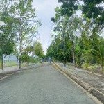Chuyên bán đất nền kdc phú xuân vạn phát hưng, giá chỉ 44 triệu / m2, dt 132 m2. lh 0902747696