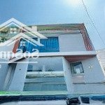 Cho thuê tòa nhà mt lê trung nghĩa, p12. dt: 18x16m. 1 hầm 7 tầng. pccc đầy đủ. giá 140tr/ tháng.