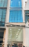 Cho thuê tòa nhà tại trung yên 11. dt: 95 m * 7.5 tầng. mt: 6 m. thông sàn. thang máy. nhà mới