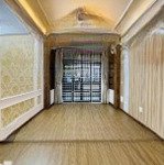 Cho thuê nhà nguyên căn tại hoàng cầu, diện tích 100m2 x 4t, oto đỗ cửa.giá cho thuê 28 triệu/tháng