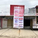 Hàng hiếm cho thuê nhà mặt đường (ngã 4 lục quân) 11 triệu, mặt bằng 300m2, cổ đông, sơn tây,hà nội