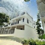Lavida residences chủ gửi bán nhà phố góc mảng xanh. lh 0969903522