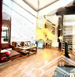 Cho thuê nhà phố đội cấn, ba đình 55 m2, 3 tầng, mt 4.5m, 4 phòng ngủ, 3vs, gần phố