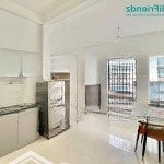 Phòng full nội thất, rộng rãi, có ban công, thang máy, ngay cầu nguyễn văn cừ, trần hưng đạo q5