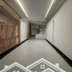 Cho thuê nhà riêng hoàng văn thái thanh xuân, dt 45m x 4t, thông sàn ngõ ô tô nhà đẹp giá 18 triệu