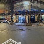 Cho thuê nhà 2 tầng mặt phố hàng bông - dt 100m2 x 2 tầng - mt 6m - đoạn đẹp - cực hiếm