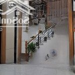 Bán nhà ngay chợ tân hương, diện tích 4mx10m, đúc 2 tấm, giá 4.55 tỷ ( tl), nhà đẹp vào ở ngay