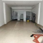 Cho thuê 2 tầng mặt phố phương mai 70m2 x 2t, mt 4.5m, thông sàn, riêng biệt, giá 25tr thương lượng