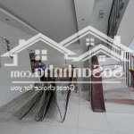 Cho thuê nhà liền kề làm vp, chính chủ, diện tích 65m2 5 tầng. phạm văn đồng bắc từ liêm 0972487402