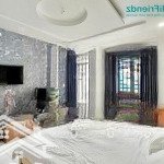 Căn hộ dịch vụ ban công siêu đẹp ở sát cầu nguyễn văn cừ giảm giá sâu