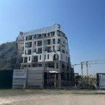 Bán căn dãy lk4 vaquarius văn giang, lô đẹp hướng đông nam mặt tiền 6m. liên hệ: 0822238686