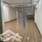 Cho thuê văn phòng tại đại lộ thăng long, 9 triệu vnd, 50 m2, chính chủ sàn đẹp oto đỗ cửa