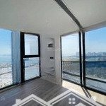 Chuẩn bị bàn giao rồi ạ, em bán nhanh 2n view trực diện vịnh giá 3,1 tỷ, tặng full nội thất