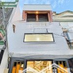 Bán nhà tuyệt đẹp 3 phòng ngủ - hẻm một trục phạm văn bạch, p15, tân bình. giáp sân bay!