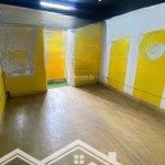 Cho thuê nhà đẹp nguyên căn phố lê ngọc hân: 70m2x5 tầng, mặt tiền 5m, khu vực sầm uất nhiều vp