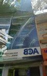 Gia đình chuyển công tác về hà nội bán gấp nhà mặt tiền điện biên phủ quận 3, dt: 6x23m trệt 5 lầu