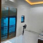 Chính chủ cho thuê nhà 30 m2, 4 tầng cổng đông, lai xá, kim chung, hoài đức