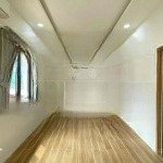 Bán nhà (8,85x4,6m) gần bùi đình tuý 120tr/m2 đất khoán 20tr/tháng 6 phòng - 6wc